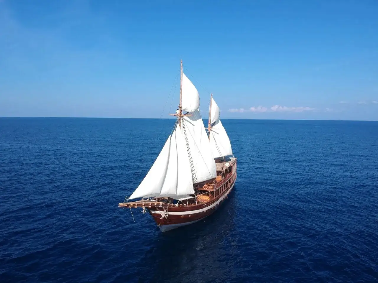 Best Banda Sea Liveaboard for Solo Travelers 2027: Finding Your Perfect Dive Trip