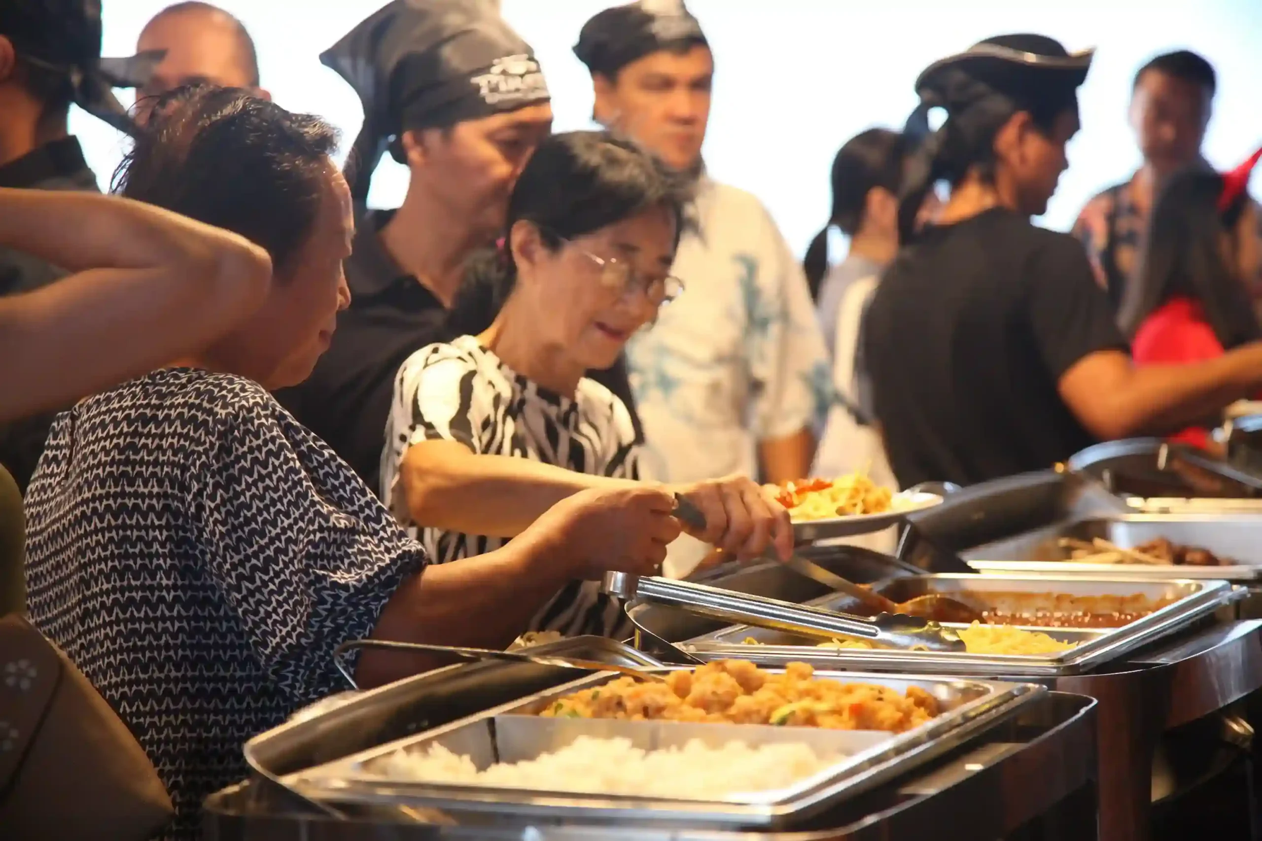 Table service on board a charter vessel